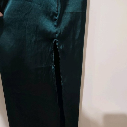 Emerald satin midi dress like new, size XS