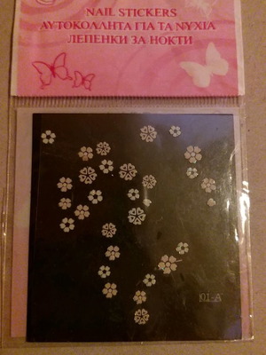 Nail stickers used with flower design