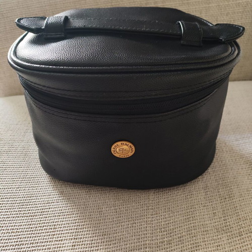 Pierre Balmain vegan leather vanity case like new, black