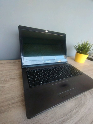 Turbo-X laptop Celeron/4gb RAM/128gb ssd/windows 10