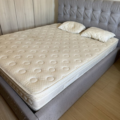 Box Home bed used, mattress in very good condition