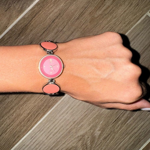 Wristwatch used, pink, needs battery