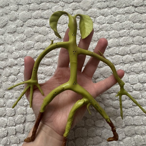 Fantastic Beasts Bowtruckle Bendable Figure 18cm like new