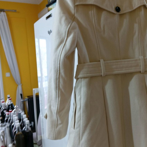Women's thick wool coat modainternational like new, beige