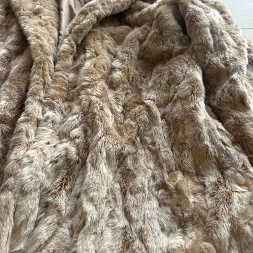 Bsb coat like new, very soft and warm, size M/L