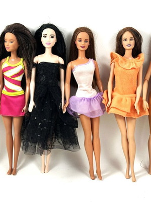 Barbie dolls used, pack of 7, brunette and redhead, 2000-2010