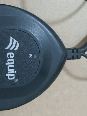 Equip 2-θύρας VGA καλωδιακός διαχωριστής 450MHz μοντέλο 332521