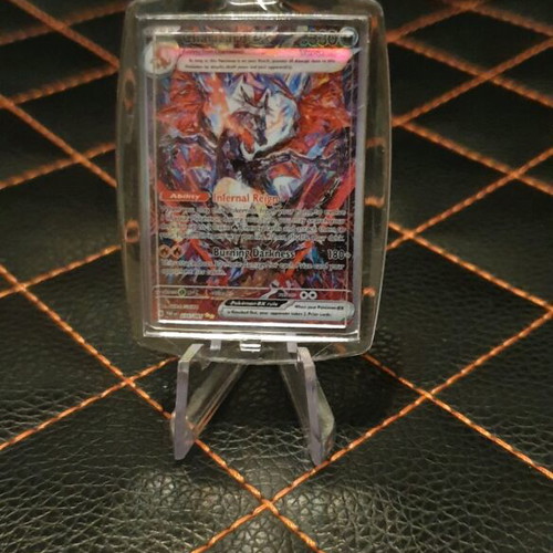 Charizard Keychain like new