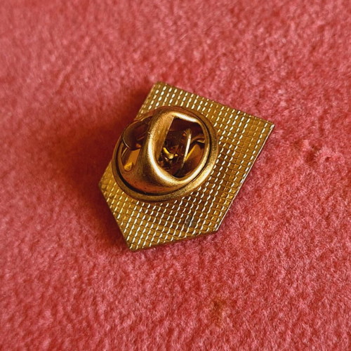 Collectible vintage pin of Atletico Madrid new