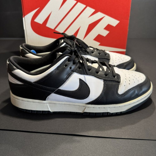 Nike Dunk Low Panda sneakers like new, size 46, black and white