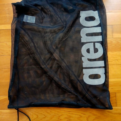 Arena ball storage bag with Lineup pump