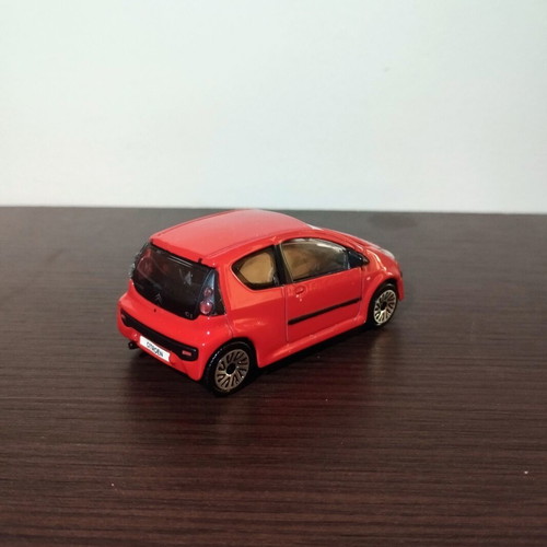 Citroen C1 1/43 scale model car like new
