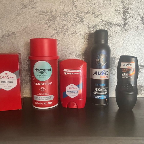 Men's grooming set new with after shave lotion, shaving foam and deodorants