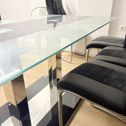Glass dining table used 1.50x0.90 m