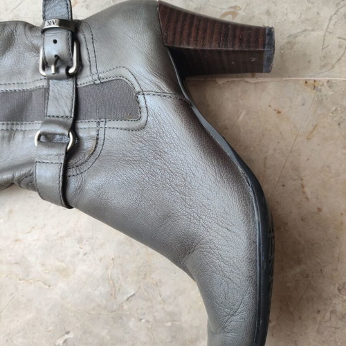 Anne Klein women's boots size 37 used