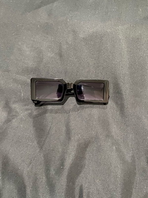 Black square sunglasses like new