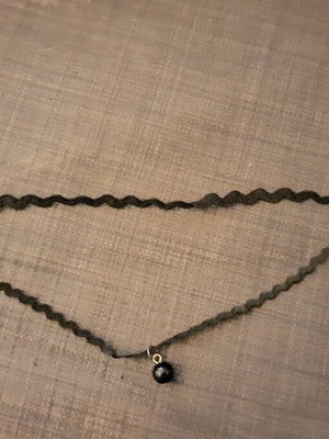 Double choker black with bead like new