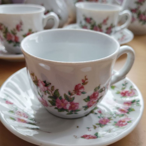 Bulgarian coffee set used from the 1980s with 5 cups and 5 saucers
