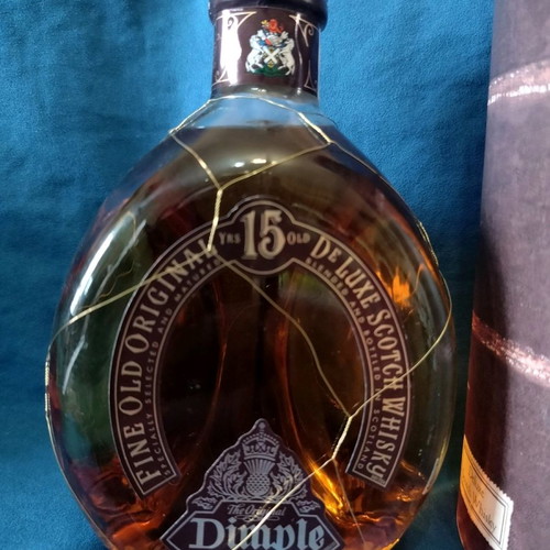 Dimple 15 Deluxe Scotch whisky with collectible book-shaped case new