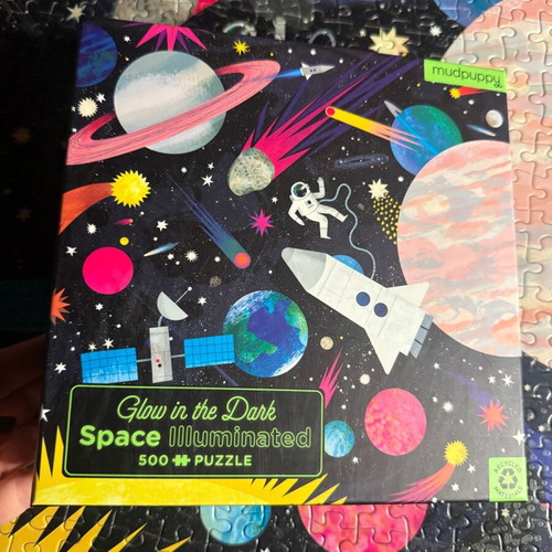 Glow in the Dark Space Puzzle 500 Pieces Like New