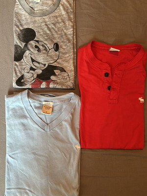 Abercrombie & Fitch t-shirt size L, three pieces
