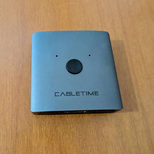 Cabletime CT-HS4K-2G 4K HDMI Switch splitter like new, bi-directional