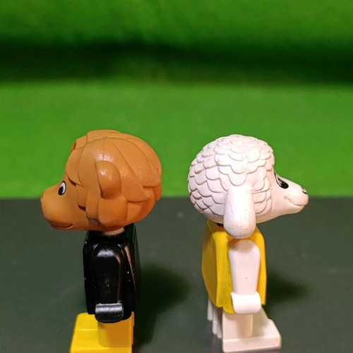 Lego Fabuland vintage 80s figures Lion and Sheep used