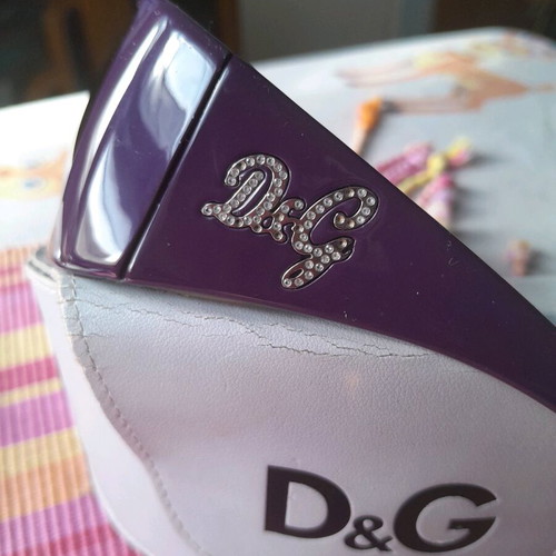 Dolce & Gabbana purple mask women's sunglasses like new with case