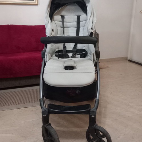 Peg Perego stroller with Kikkaboo car seat used, includes accessories