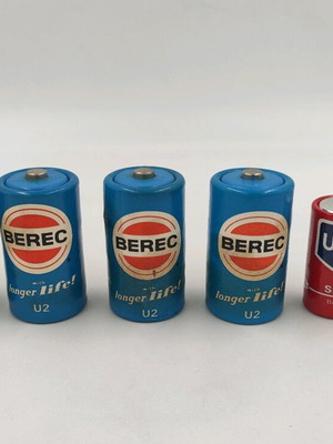 Vintage collectible batteries used, pack of 6, paper casing