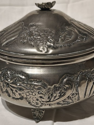 Silver-plated container like new, 13 cm height