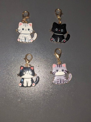 Cute accessories new, set of 4 pieces