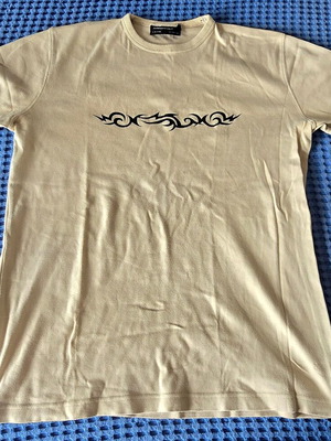 Cedarwood State men's t-shirt, tribal print, ochre
