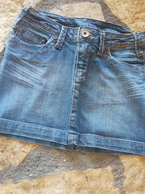 Denim mini skirt like new, size S to M, blue