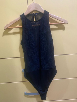 Κορμάκι με δαντέλα και διαφάνεια Pull & Bear σαν καινούργιο, μαύρο, XS