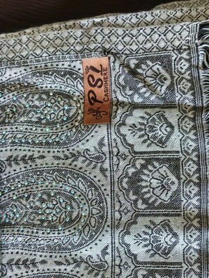 Cashmere pashmina new, grey and white, size 2.20x0.75