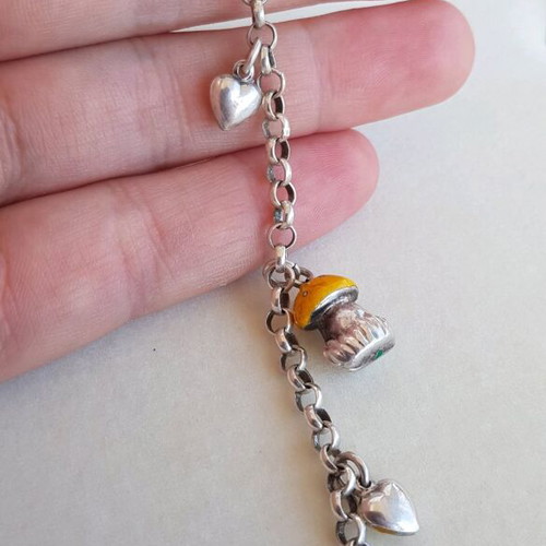 Silver 925 bracelet used with mushrooms and hearts