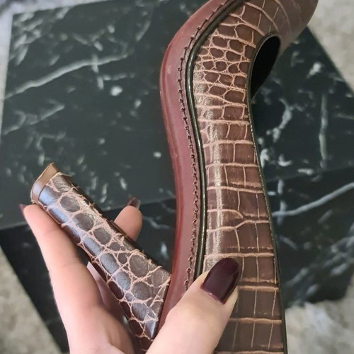 Celine leather pumps used, brown croc pattern, size 38