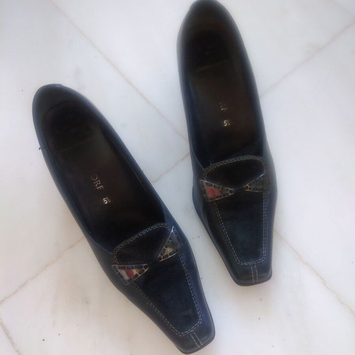 Leather pumps like new, orthopedic, size 38.5, black, German made