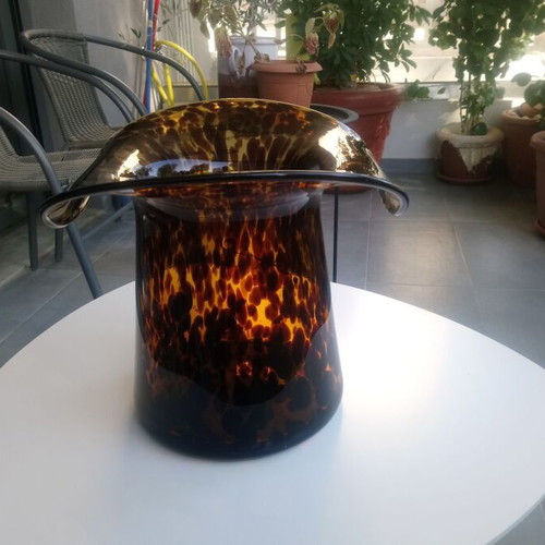 Tartaruga vase new, hat-shaped glass from Italian factory