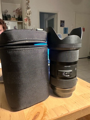 Sigma 18-35mm f1.8 lens used with original case