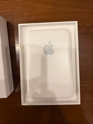 Magsafe iPhone battery