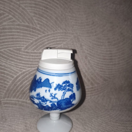 Vintage Jingdezhen Porcelain Table Lighter Blue & White