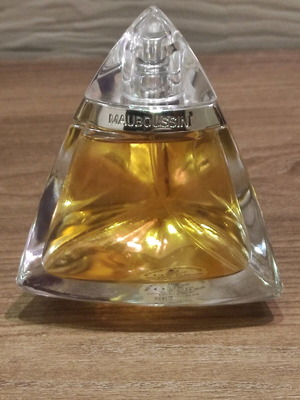 Mauboussin Eau de Parfum 100ml нов, обикновен парфюм