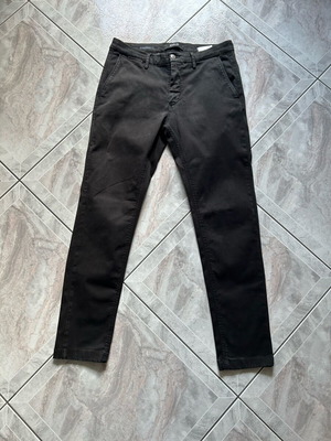 Replay παντελόνι slim fit σαν καινούργιο, μέγεθος M, μαύρο