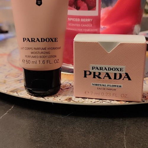 Prada Paradoxe Virtual Flower gift set new, Eau de Parfum 50 ml