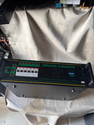Space Lights SP 1006.G DMX dimmer used, 6 channels 3kVA each