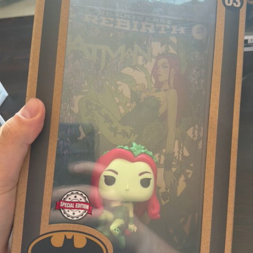 Funko Pop Poison Ivy Cover Special Edition new