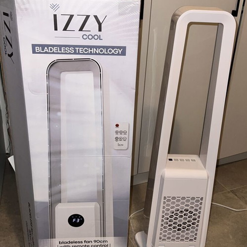 Izzy Cool Bladeless Fan new with remote control