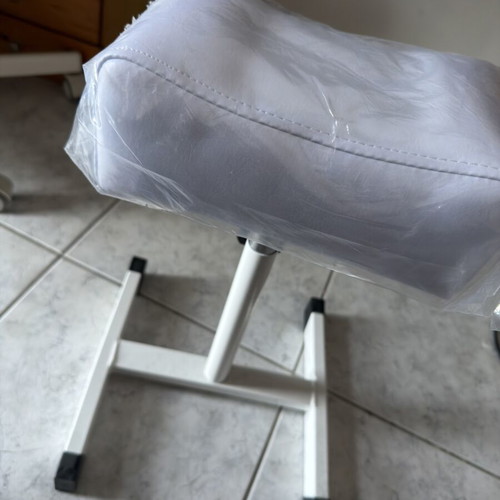 Pedicure stool new with original cushion wrapping